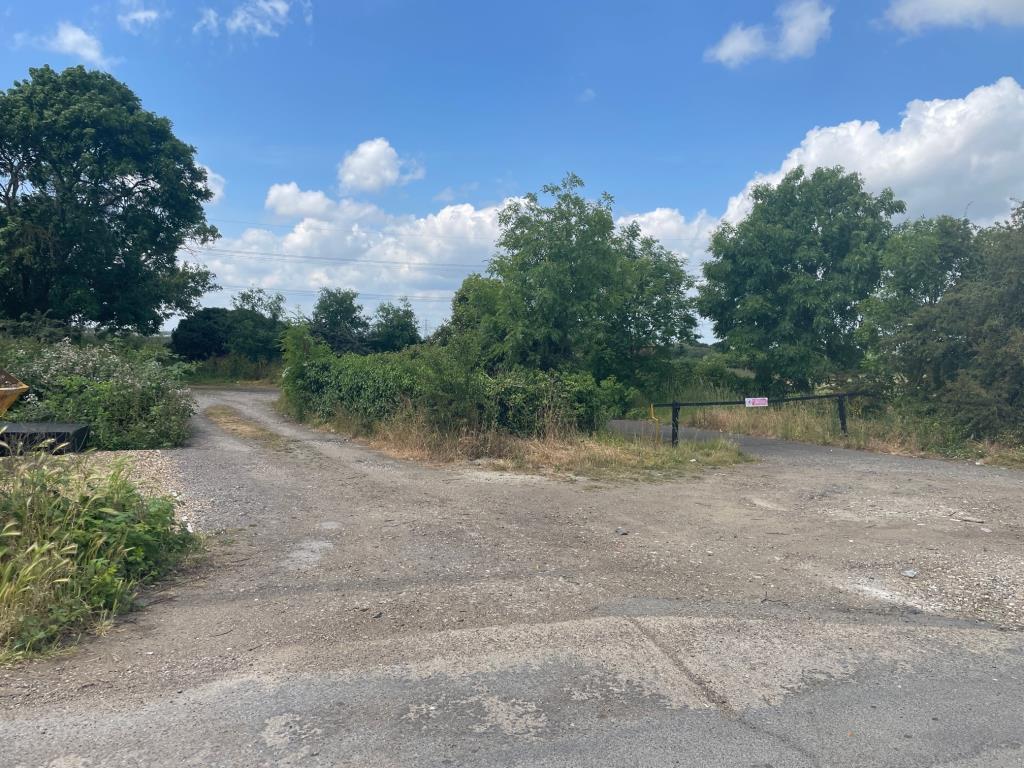 Lot: 37 - FREEHOLD SITE WITH FUTURE POTENTIAL - General View of the land